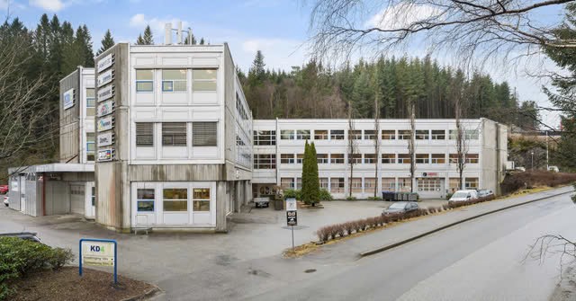 Kontorlokaler med god parkering sentralt på Kokstad