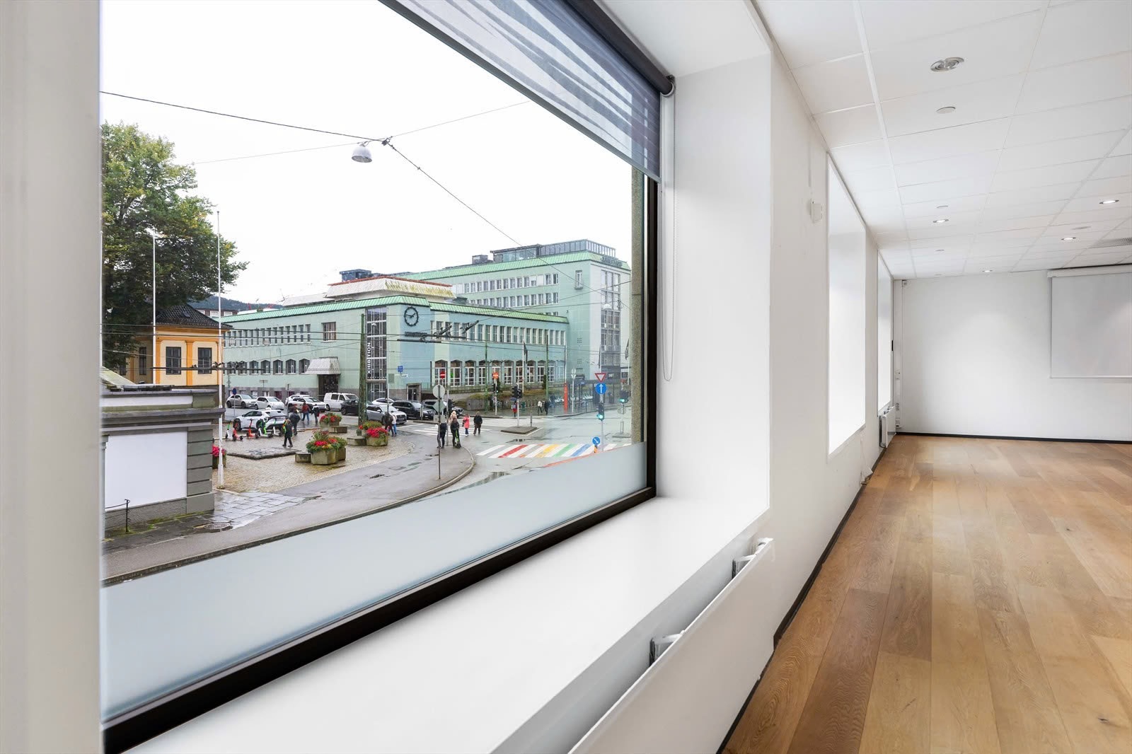 Allehelgens gate 2, Sentralt og lyst kontorlokale i Bergen