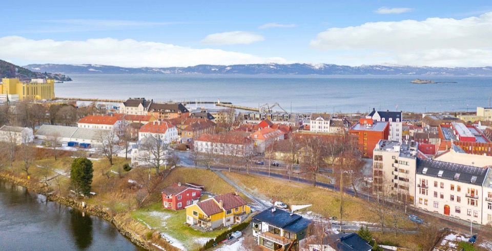 Moderne kontor i ærverdig bygg på  Kalvskinnet i Trondheim