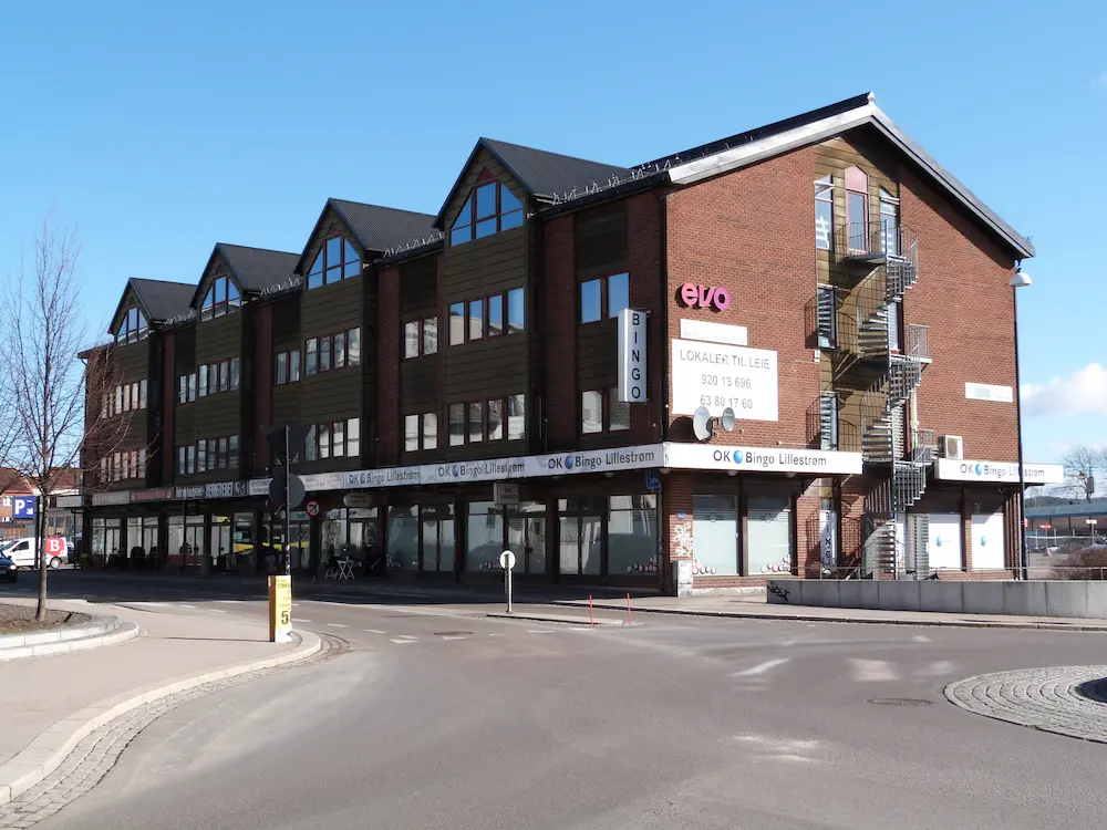 Svært synlig hjørnelokale – 91 m² BTA – midt i Lillestrøm sentrum – Næringslokale Solheimsgata 1